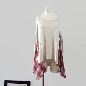 Scrapbook Women's Top Plaid Side Panels Size M Sweater Tunic